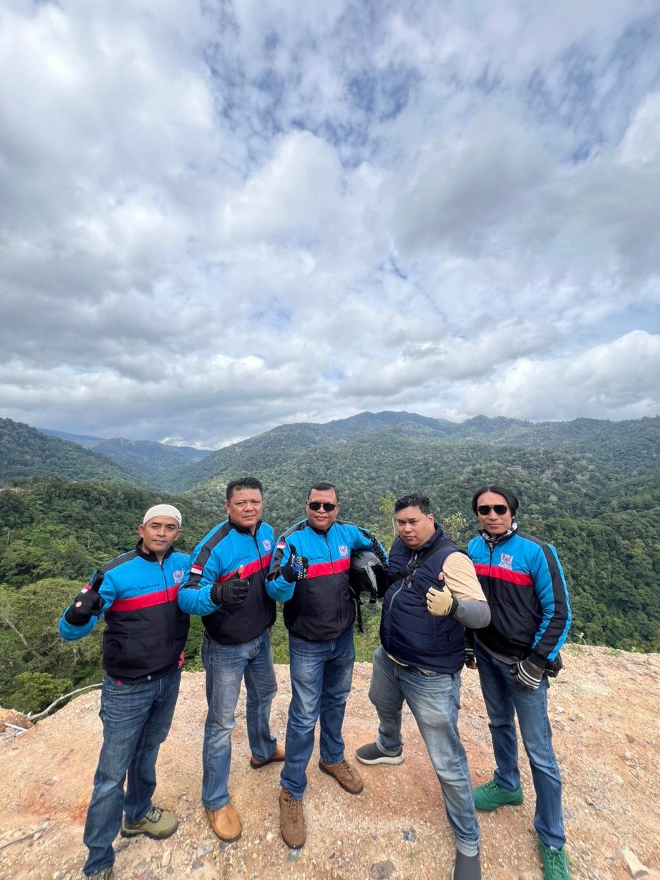 Jaket (diluar Parasut dalam Saten Busa)