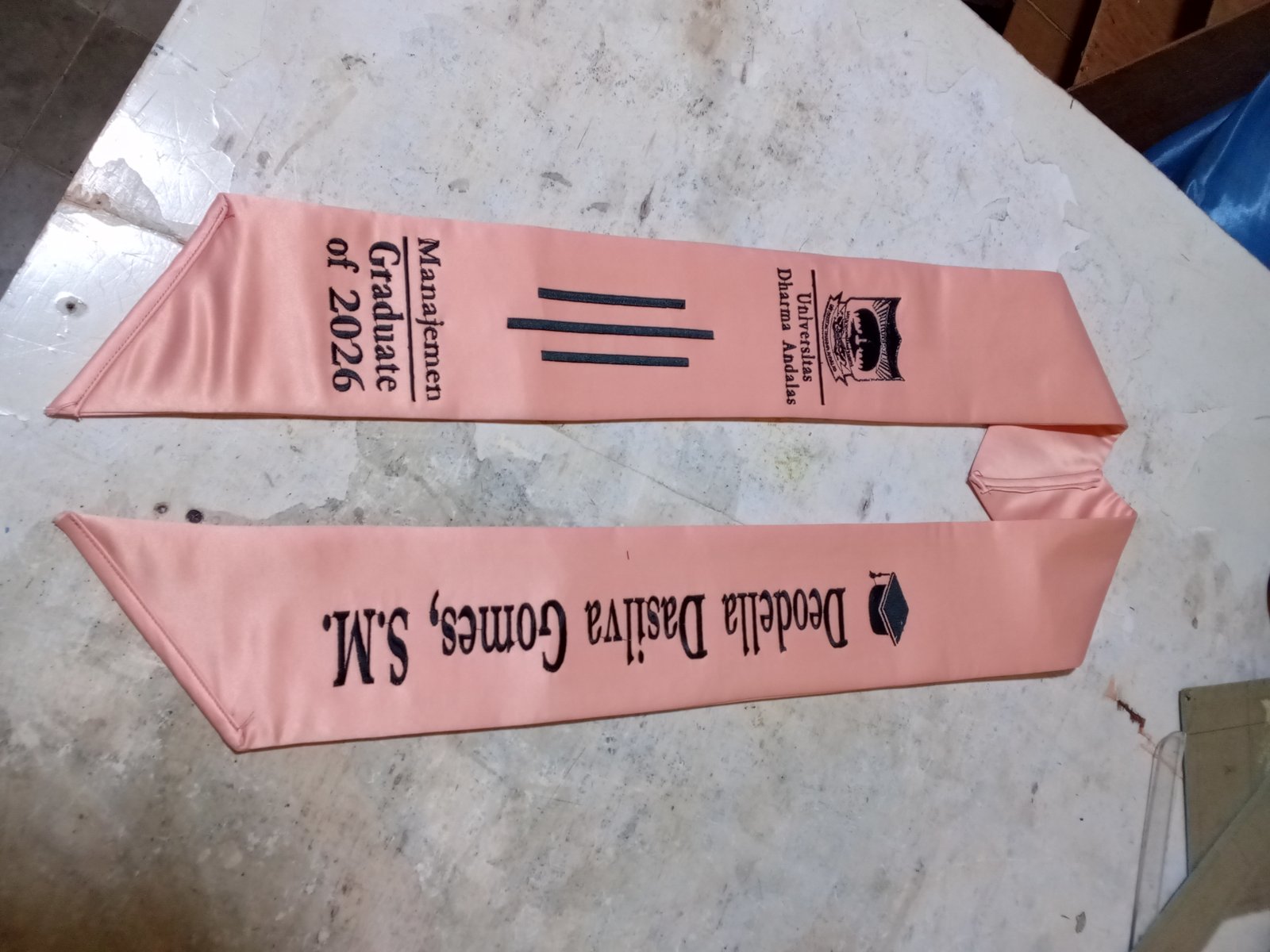 Selendang Saten Tebal  03