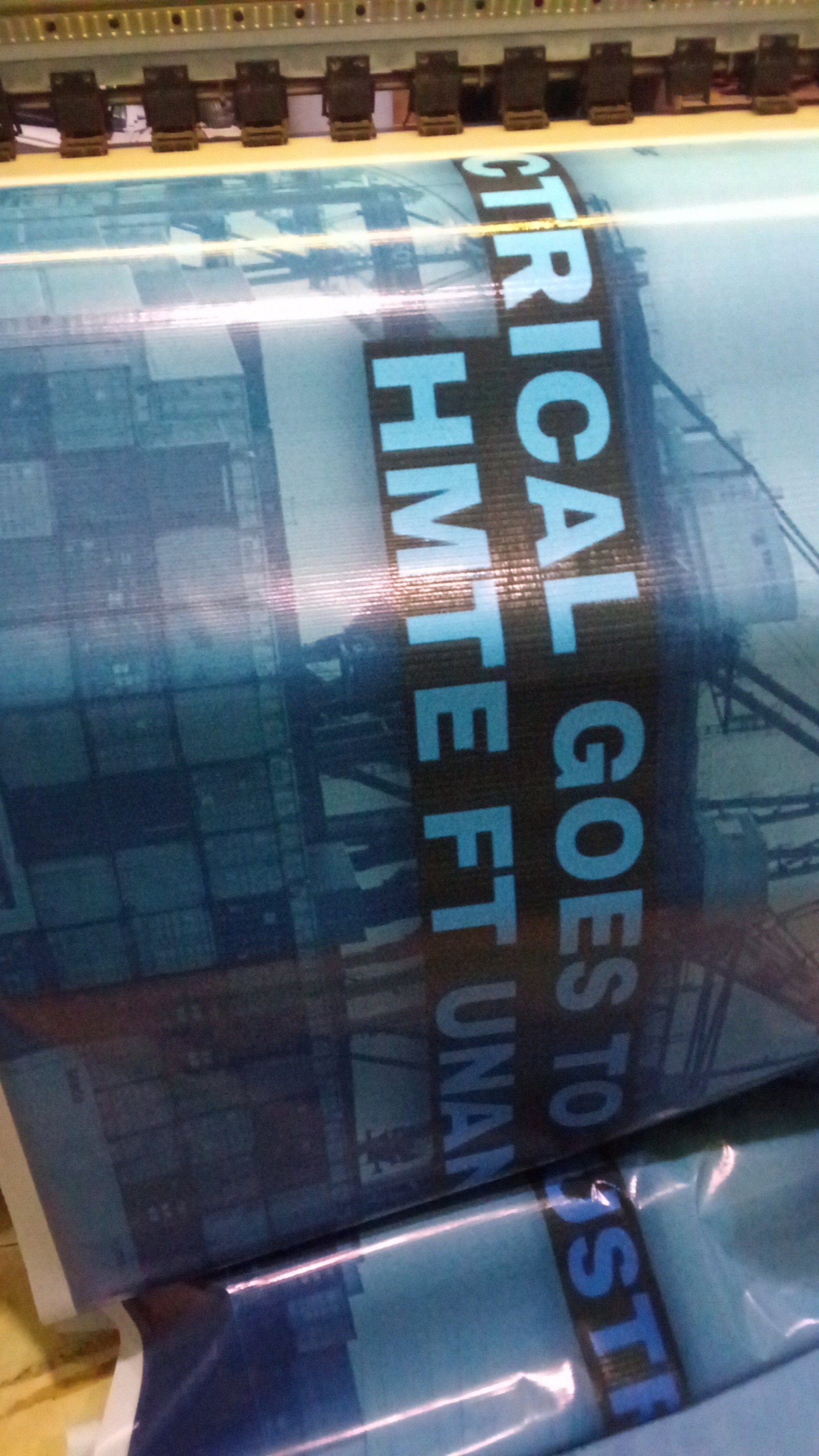 Cetak Spanduk 280 dan 340 gsm